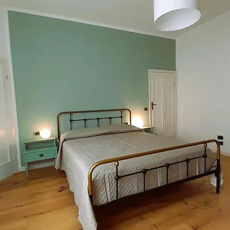 Bed & Breakfast Livornine *