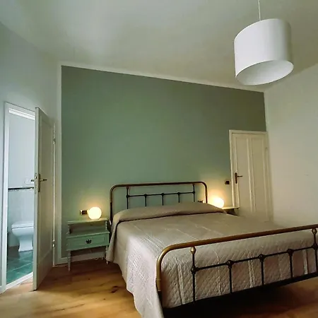 Bed and breakfast Livornine 3*